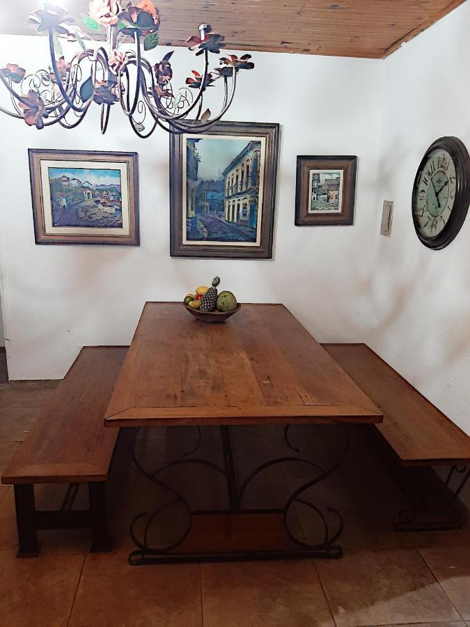 Hospedaria E Hostel Da Deia Ouro Preto  Zewnętrze zdjęcie